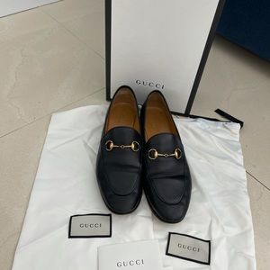 GUCCI Womens loafers black